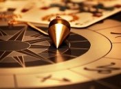 Насыщенный день у Близнецов, и прекрасное время подумать о жизни у Раков: гороскоп на 21 ноября