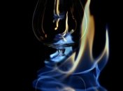 Ученые научились измерять содержание спирта в закрытой бутылке