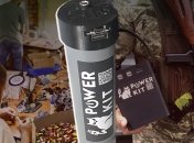 Волонтеры собирают зарядные устройства, которые необходимы на фронте