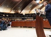 В ПАСЕ одним вопросом раскритиковали речь Макрона о РФ