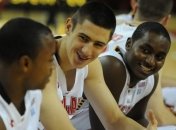 NCAA. Лень отлично сыграл против действующих чемпионов