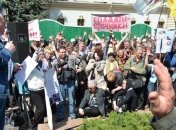 Правительство поручило создать комиссию для чернобыльцев