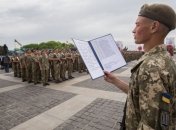 В Минобороны сообщили, сколько военных заключили контракт с ВСУ