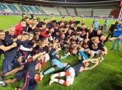 В Сербии футболист попытался "изнасиловать" вратаря соперников сразу же после матча (видео)