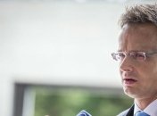 Сиярто: В украинских законах не запрещено иметь паспорт другой страны