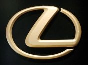 Налоговая выиграла суд у киевлянки, продавшей свой Lexus за 100 гр