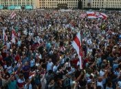 "Кадри з демонстрацій говорять самі за себе": спікер Бундестагу закликав "диктатора Білорусі" відмовитися від насильства