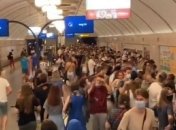 Настоящая жесть: эксклюзивное видео давки в метро после фестиваля Atlas Weekend