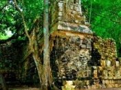  В джунглях Мексики нашли огромный дворец майя (Видео)