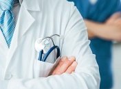 Мужчина получал зарплату, не бывая на работе. Неладное заметили спустя 15 лет