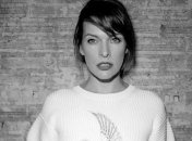 Новорожденную дочь Милы Йовович госпитализировали: подробности