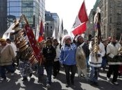 Индейцы Канады прошли 1600 км в знак протеста