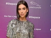 Певица Дуа Липа похвасталась фигурой в тизере нового клипа (Видео)