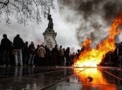 "Желтые жилеты" сегодня вновь с протестами выйдут на улицы Парижа 