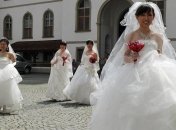 На сегодняшнюю дату в Китае пришелся свадебный бум