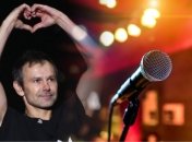 Лично путин запретил: в россии караоке-бар выгнал посетительницу из-за "Океана Эльзы" (видео)