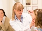 Уход за глазами ребенка: советы офтальмолога