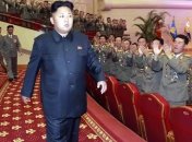 Северокорейский телеканал показал хромающего Ким Чен Ына