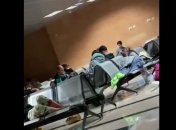 Летевшие из Занзибара украинские туристы застряли на полпути домой (фото, видео)