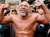 Шеннон Бриггс позитивно оценил переход Усика в супертяжелый вес