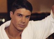 "Холостяк" Дмитрий Черкасов отдыхает в Карпатах с таинственной блондинкой 