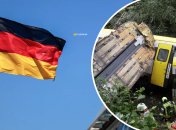 Поезд сошел с рельсов