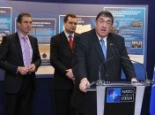 В НАТО обеспокоены развитием ситуации с демократией в Украине