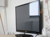 Компания TCL представила 100-дюймовый телевизор