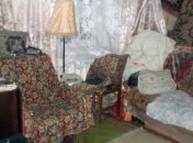 Чуть не убил ради 6 гривен: В Сумах неизвестный избил пожилую женщину ради наживы