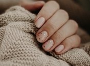 Тренди мінімалістичного манікюру 2023 – ідеї