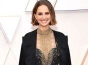 Натали Портман ответила на критику Роуз Макгоуэн