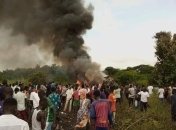 Самолет с деньгами потерпел крушение в Южном Судане: погибло 17 человек (Фото)