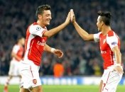 Венгер рассказал о будущем Озила и Санчеса в "Арсенале"