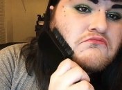 Девушка с густой бородой решила больше себя не стыдиться (Фото)