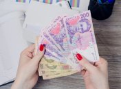 Як перекласти "наличные" та "мелочь"