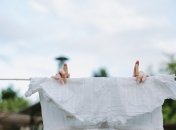 Способ, как быстро высушить вещи после стирки