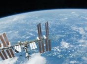 В стекле иллюминатора на МКС появилась сантиметровая выбоина