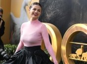 "Импровизированная студия": Селена Гомес работает над новыми хитами у себя дома (Фото)