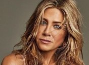 Дженнифер Энистон подбодрила медсестру, заболевшую коронавирусом (Видео)