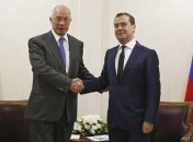 Николай Азаров сделал Дмитрию Медведеву практическое предложение  