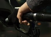 Цены на автомобильное топливо: бензин и ДТ дешевеют, а газ растет в цене