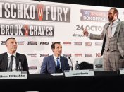 Соперник Кличко назвал его "русским плюшевым медведем"