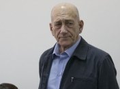 Экс-главу правительства Израиля признали виновным во взяточничестве