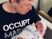 Співачка Grimes народила Ілону Маску сина