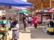 Минздрав: В Украине будут закрывать рынки за нарушения правил карантина