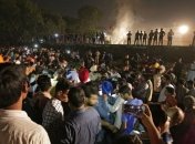 Трагедия на празднике в Индии: сотни раненых, 60 человек погибли