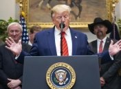 Трамп назвал скандальную беседу с Зеленским "замечательной"