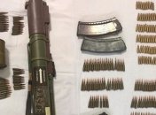 В зоне АТО нашли три тайника с боеприпасами