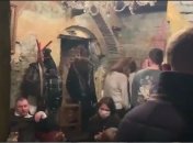 Россияне избежали трезвости хитростью из "Гарри Поттера", но ненадолго