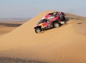 Легендарный гонщик рассказал, кто спас его на ралли Дакар 2019